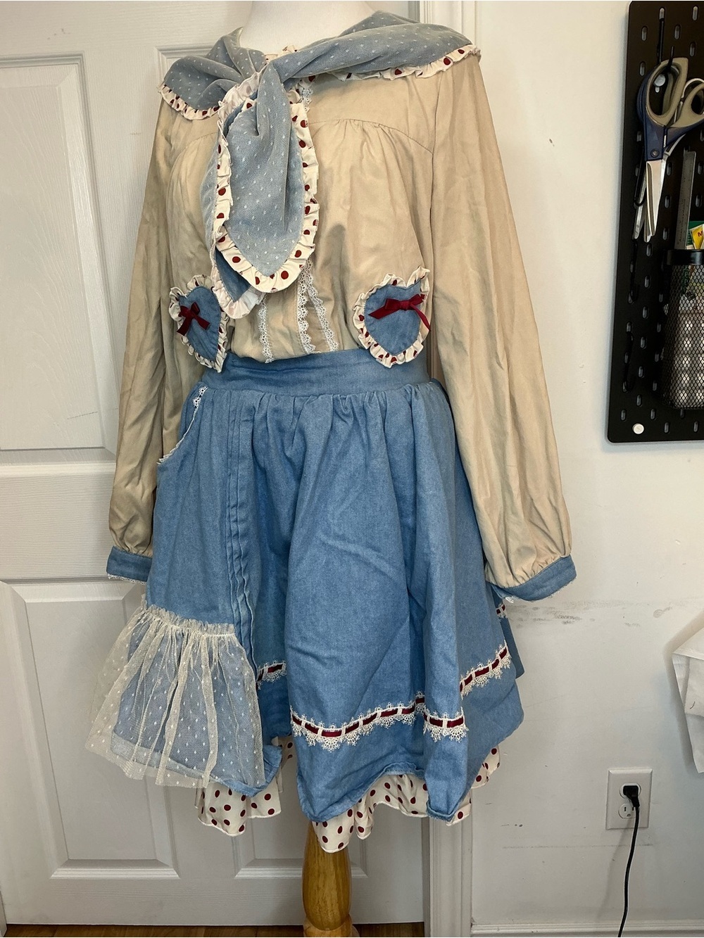2081 - Bohemian Floral Tiered Maxi Skirt from the brand With Puji - Picture 4 of 8